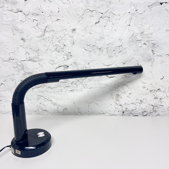1980s Bendable Post Modern Tube Desk Lamp – Tribute to Anders Pehrson Design - Picture 3 of 9
